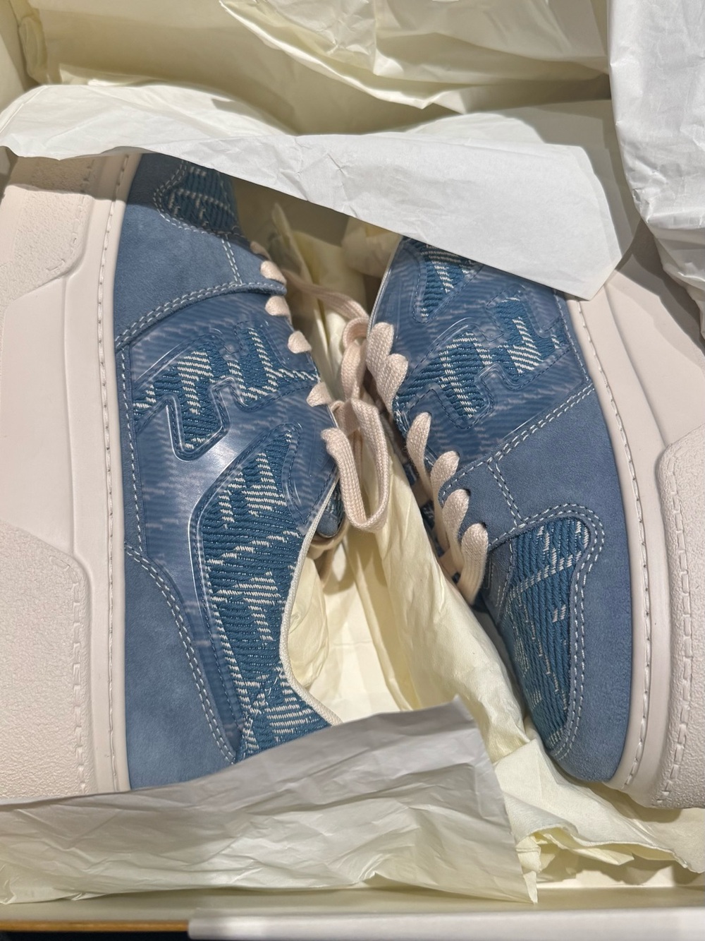 Fendi women’s Low-Top Sneakers in Blue and Cream